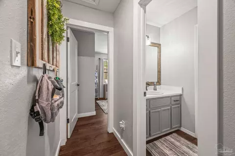 Entry Way - 4684 Evelyn St, Pace, FL 32571 photo 5 of 6