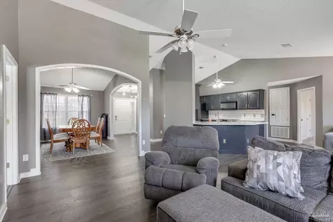 1096 Adrian Way, Milton, FL 32583 photo 7