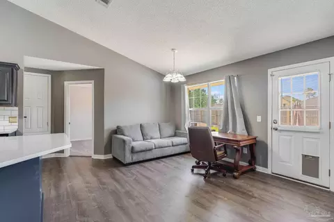 1096 Adrian Way, Milton, FL 32583 photo 10