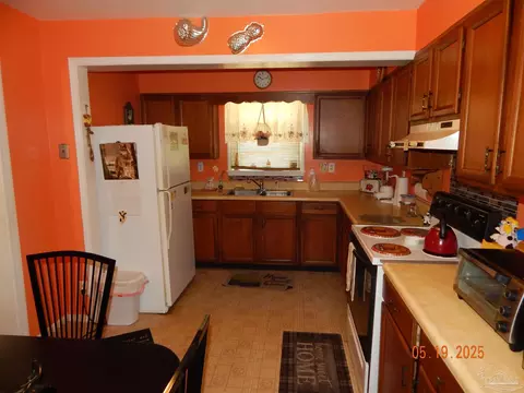 227 Ada Wilson Ave, Pensacola, FL 32507 photo 11