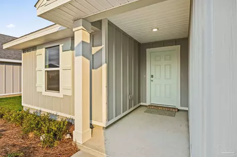 Exterior - 3150 Serviceberry Rd, Cantonment, FL 32533 photo 3 of 6