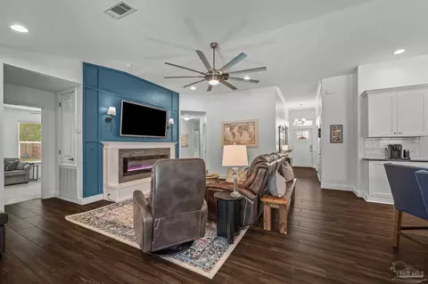 Living - 3712 Pace Mill Way, Pace, FL 32571 photo 4 of 5