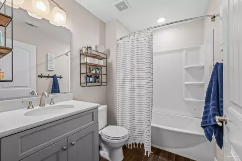 Bath - 3712 Pace Mill Way, Pace, FL 32571 photo 3 of 8