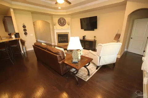 Living - 4135 Dundee Crossing Dr, Pace, FL 32571 photo 2 of 4