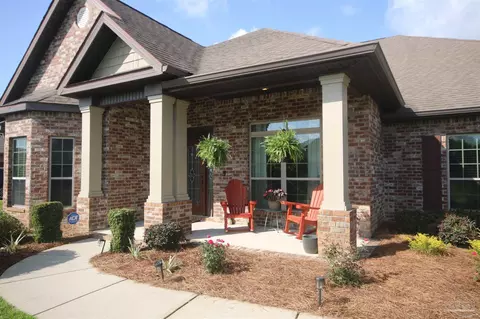 Exterior - 4135 Dundee Crossing Dr, Pace, FL 32571 photo 5 of 10