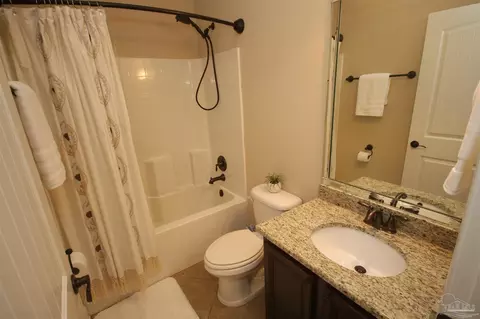 Bath - 4135 Dundee Crossing Dr, Pace, FL 32571 photo 4 of 7