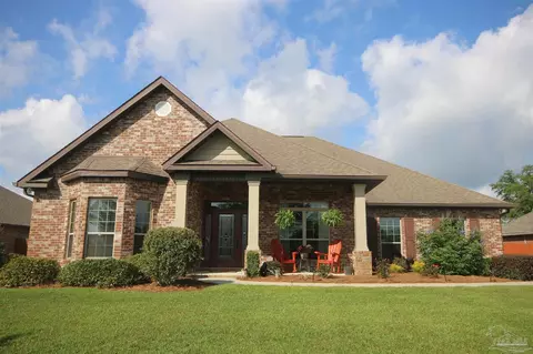 Exterior - 4135 Dundee Crossing Dr, Pace, FL 32571 photo 2 of 10