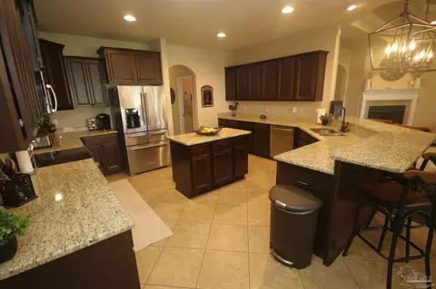 Kitchen - 4135 Dundee Crossing Dr, Pace, FL 32571 photo 2 of 11