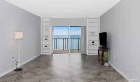 615 Bayshore Dr #803, Pensacola, FL 32507