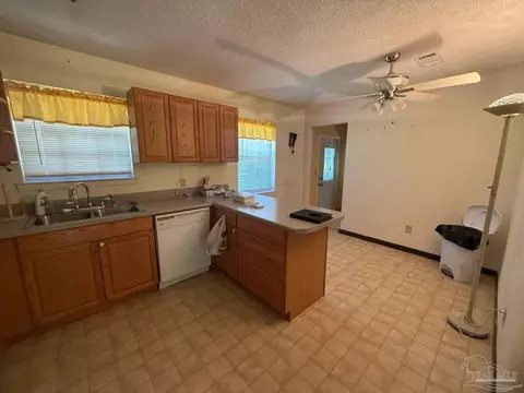 3390 Montecito Blvd, Milton, FL 32583 photo 17