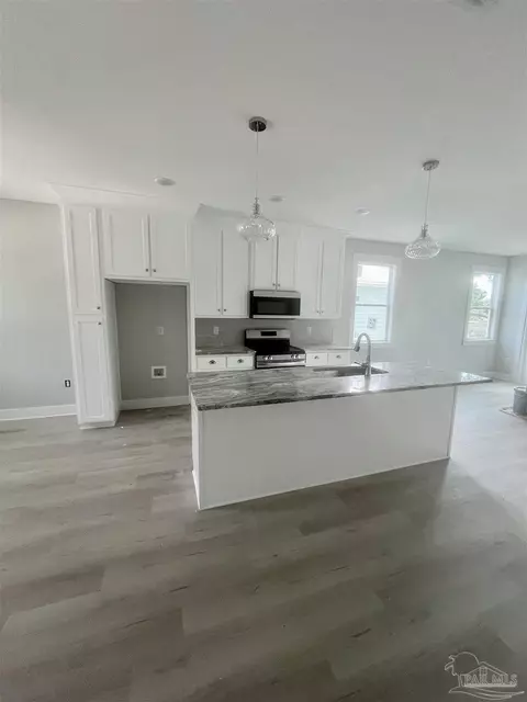 Kitchen - 5259 Sonoma Ct, Milton, FL 32583 photo 2 of 4