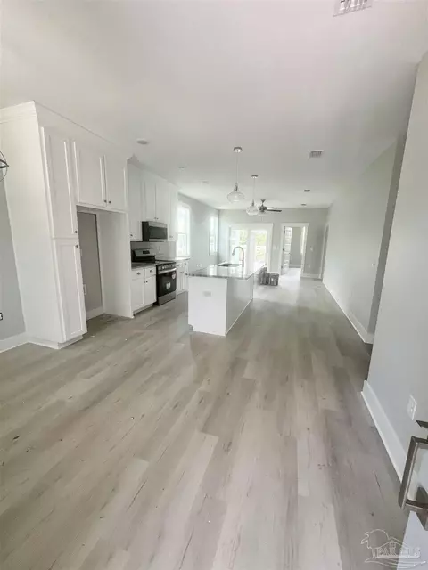 Entry Way - 5259 Sonoma Ct, Milton, FL 32583 photo 1 of 2