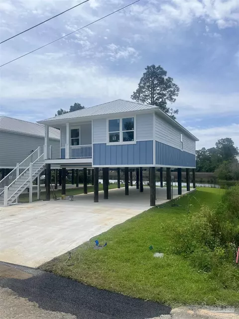 Exterior - 5259 Sonoma Ct, Milton, FL 32583 photo 4 of 5