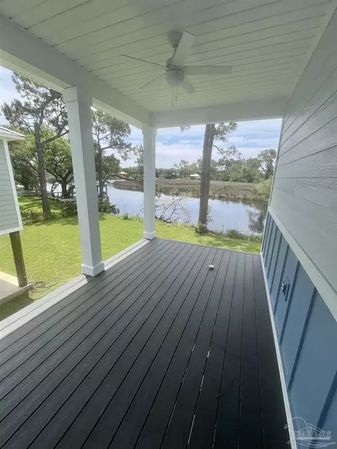 Exterior - 5259 Sonoma Ct, Milton, FL 32583 photo 5 of 5