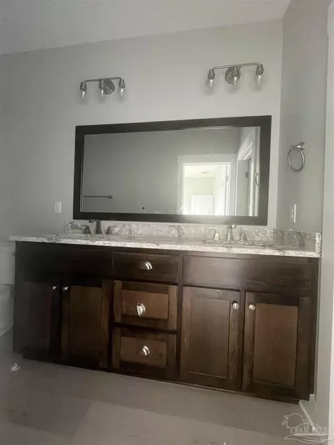 Bath - 5259 Sonoma Ct, Milton, FL 32583 photo 1 of 3
