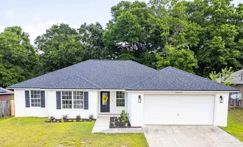 5987 Ashton Woods Cir, Milton, FL 32570