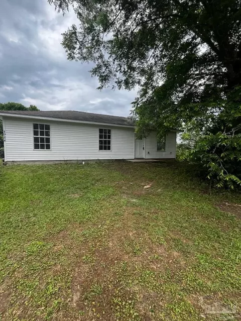 1984 Hillary Thompson Rd, Milton, FL 32570