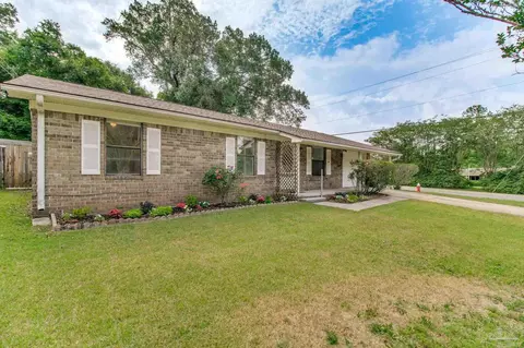 8500 Blue Jay Way, Pensacola, FL 32534