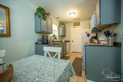 Kitchen - 8687 John Hamm Rd, Milton, FL 32583 photo 1 of 2