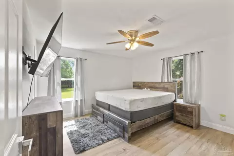 Bedroom - 4224 Seaport Rd, Pace, FL 32571 photo 5 of 7