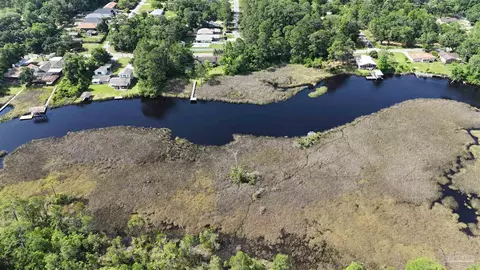 5357 Forestbrook Dr, Milton, FL 32583 photo 3