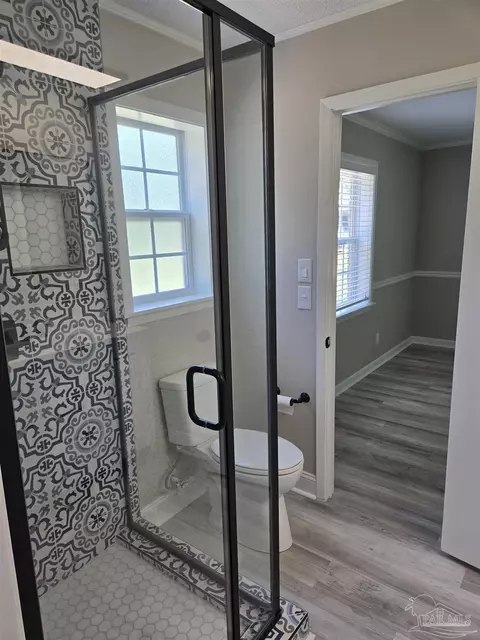 Bath - 4705 Dean Dr, Pace, FL 32571 photo 7 of 10