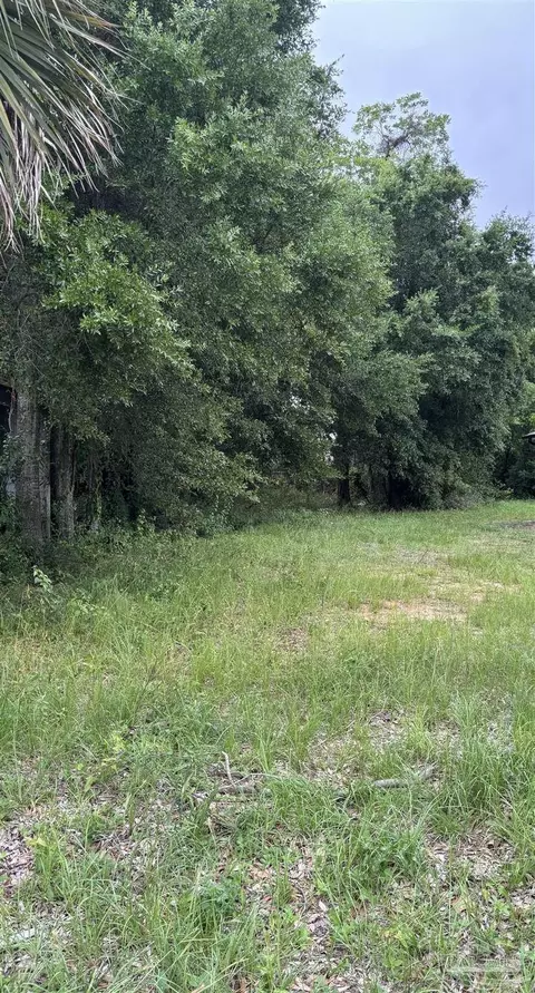 200 E Blk E Hatton St, Pensacola, FL 32503