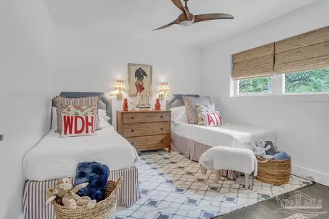 Bedroom - 6050 Cheyenne Dr, Milton, FL 32570 photo 2 of 5