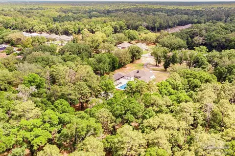 View/Area - 6050 Cheyenne Dr, Milton, FL 32570 photo 4 of 6