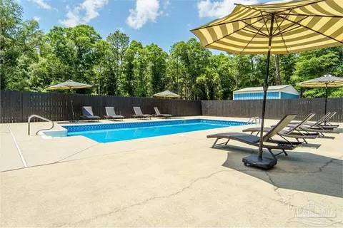 Exterior - 6050 Cheyenne Dr, Milton, FL 32570 photo 5 of 13