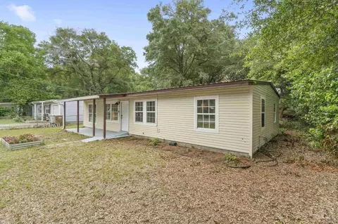 6483 Skyline Dr, Milton, FL 32570 photo 4