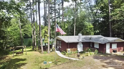 586 Buddy Lake Rd, Brewton, AL 36426