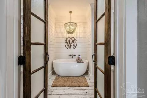 Bath - 778 Griswold Rd, Jay, FL 32565 photo 4 of 10