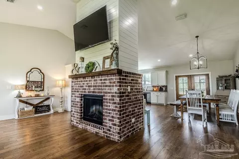 Living - 778 Griswold Rd, Jay, FL 32565 photo 1 of 6