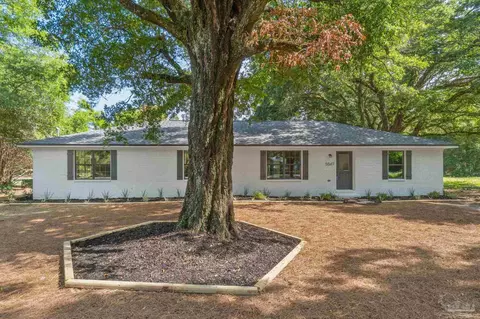 5547 Kauffman Rd, Milton, FL 32583