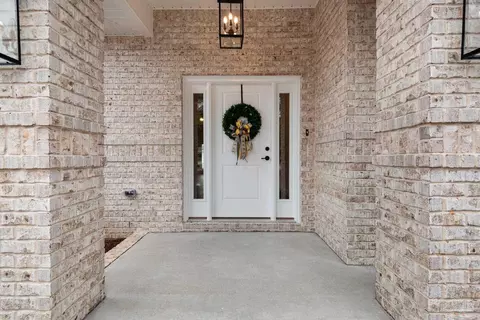 5681 Paddlewheel Dr, Milton, FL 32583