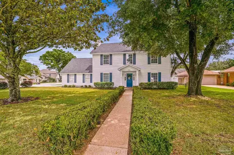 4481 Chula Vista Dr, Pensacola, FL 32504