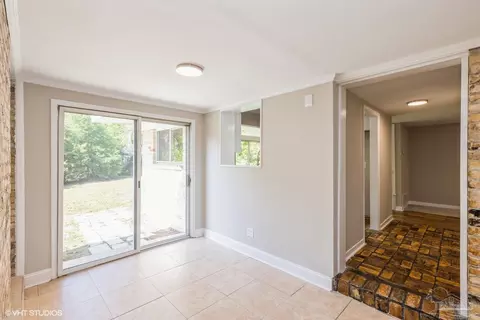 Entry Way - 6463 Barnes St, Milton, FL 32570 photo 1 of 1