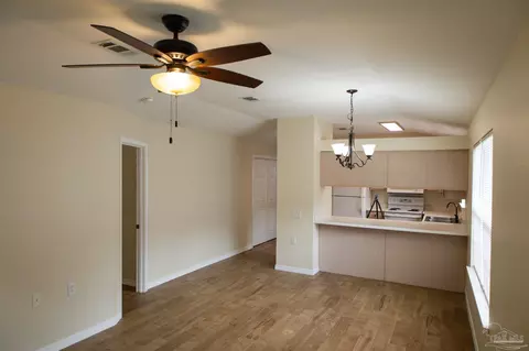2460 Trailwood Dr, Cantonment, FL 32533 photo 6