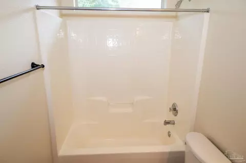 2460 Trailwood Dr, Cantonment, FL 32533 photo 7
