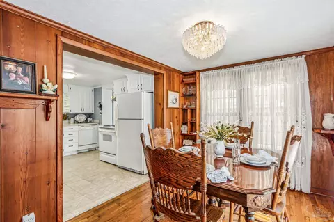 Dining - 6598 Magnolia St, Milton, FL 32570 photo 1 of 1