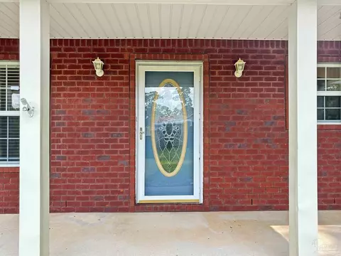 Exterior - 1150 Fleming Bridge Rd, Milton, FL 32570 photo 11 of 17