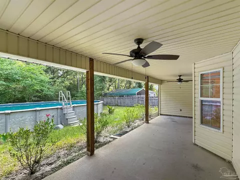 Exterior - 1150 Fleming Bridge Rd, Milton, FL 32570 photo 14 of 17