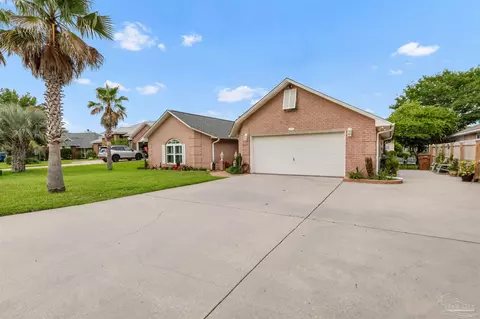 1654 Lahaina Ct, Gulf Breeze, FL 32563