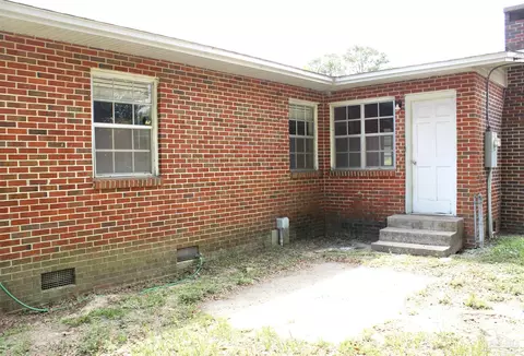 Exterior - 1003 E Texar Dr, Pensacola, FL 32503 photo 13 of 19