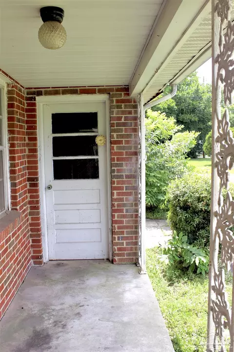 Exterior - 1003 E Texar Dr, Pensacola, FL 32503 photo 7 of 19