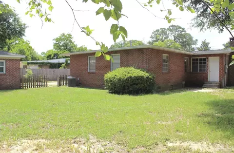 Exterior - 1003 E Texar Dr, Pensacola, FL 32503 photo 11 of 19