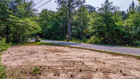 1960 Tanbark Dr, Milton, FL 32583 photo 12