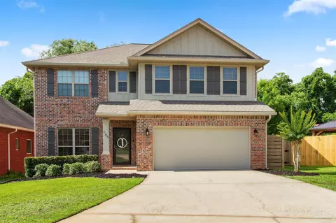 785 Farmington Rd, Pensacola, FL 32504
