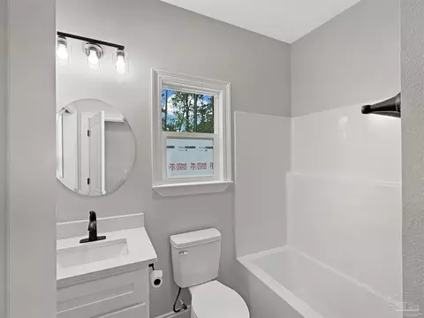 Bath - 3286 Damon Dr, Milton, FL 32583 photo 1 of 3